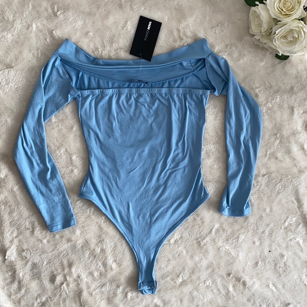 BNWT FASHIONNOVA baby blue bodysuit